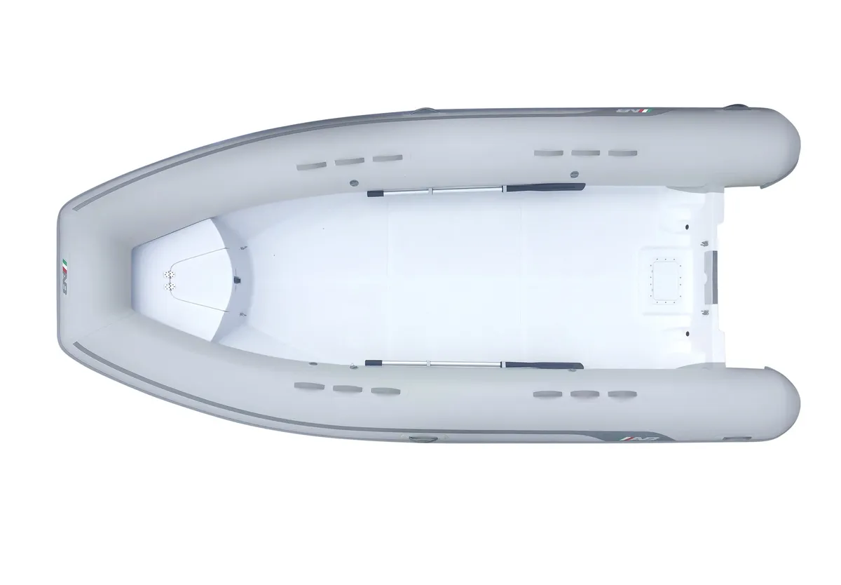 AB Inflatables Navigo 17 VS: Rubberboot van bovenaf gezien