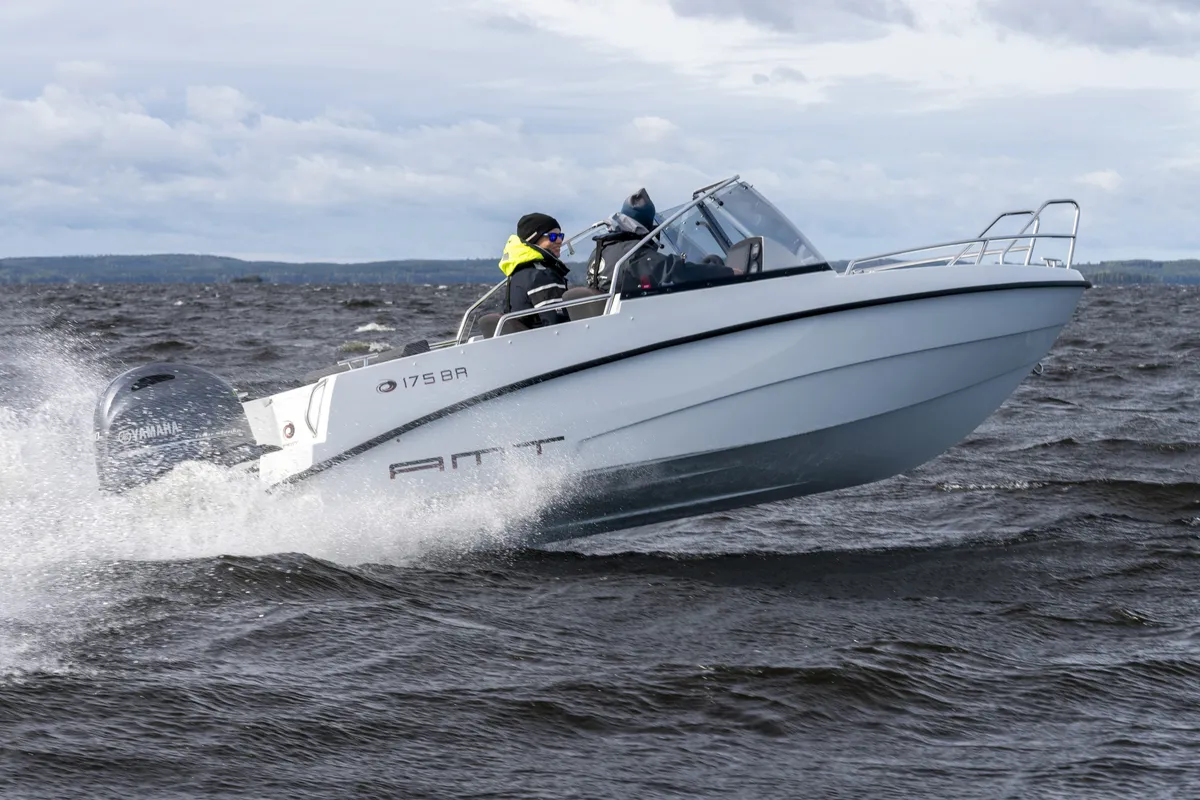 AMT 175 BR: Varend