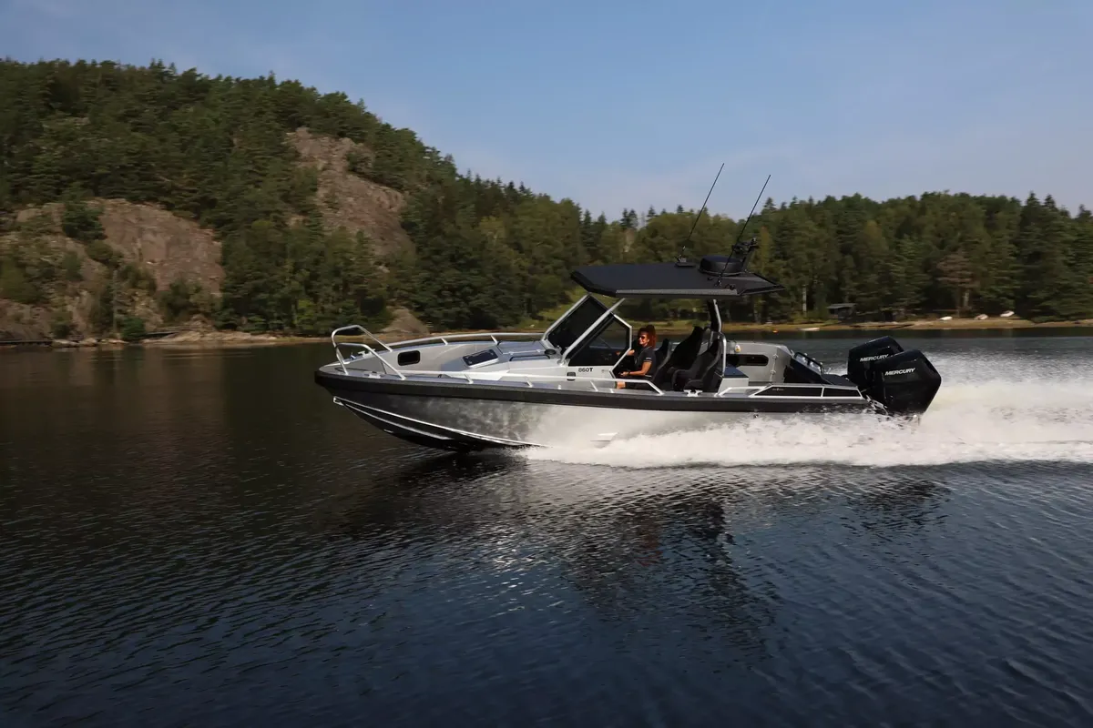 Anytec 860-T: Boot varend op meer