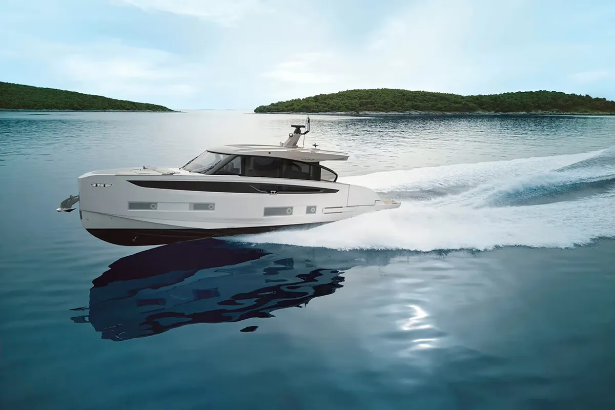 Azimut Seadeck 6: Boot varend