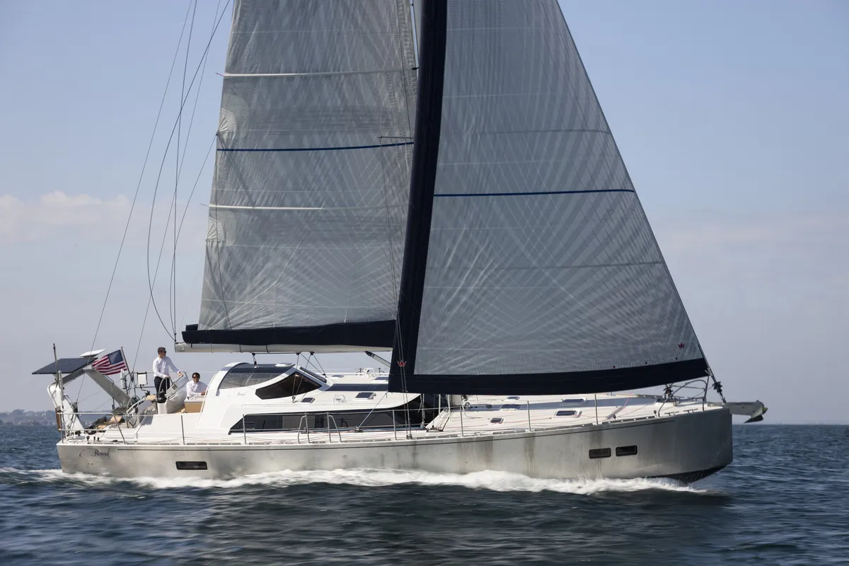 Boreal Yachts 56: Zeilboot varend op zee