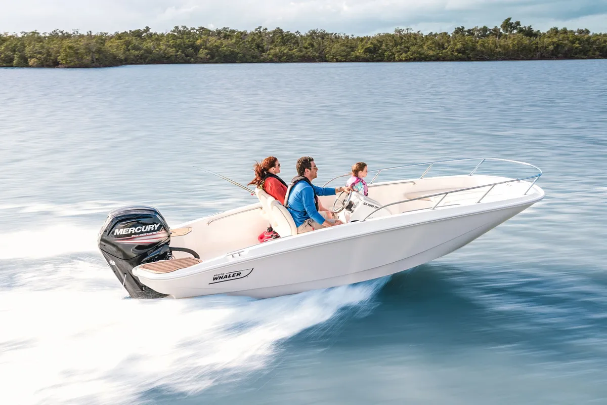 Boston Whaler 160 Super Sport: Varend met opvarenden