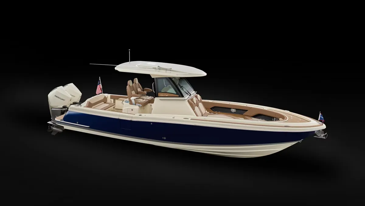 Chris-Craft Catalina 31: Witte motorboot met zonnedak