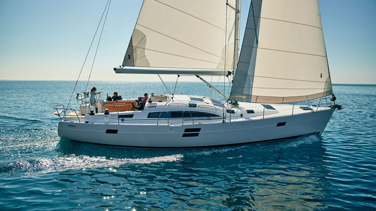 Elan Yachts Impression 50.1: Zeilboot vaart op zee