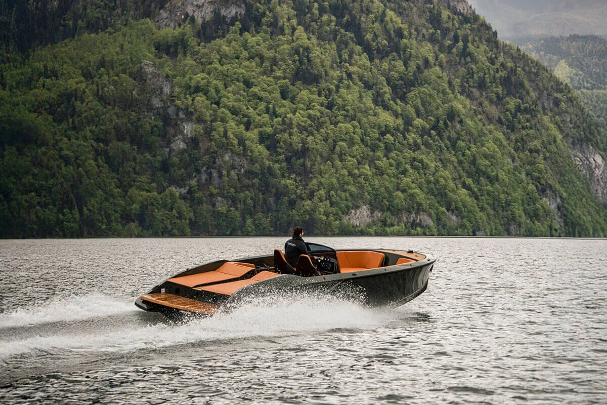 Frauscher x Porsche 850 Fantom Air: Speedboot vaart op meer