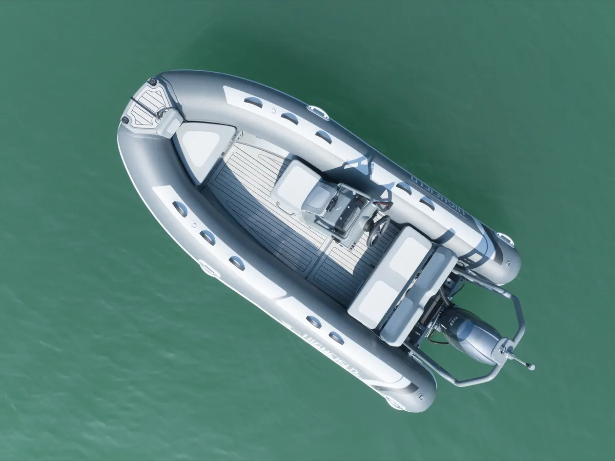 Highfield Boats Classic 420: Rubberboot van bovenaf gezien