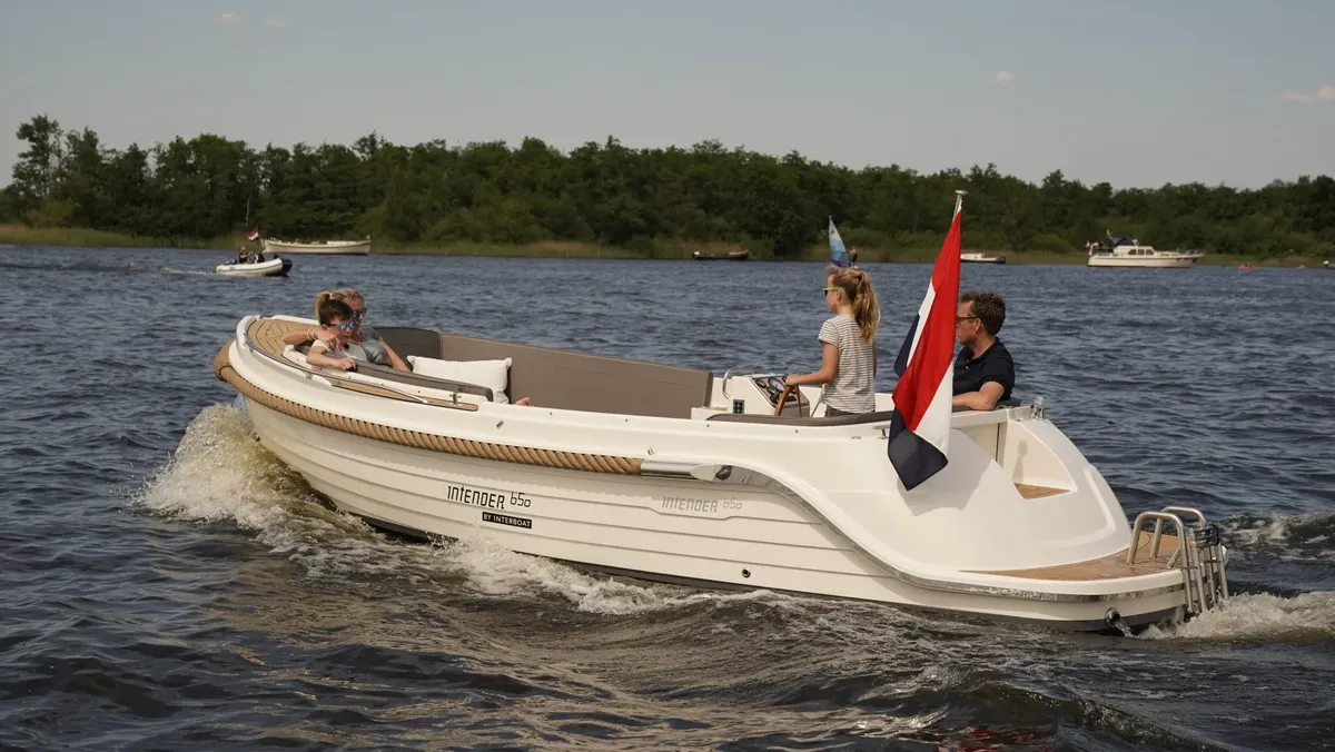 Interboat Intender 650: Varend met passagiers