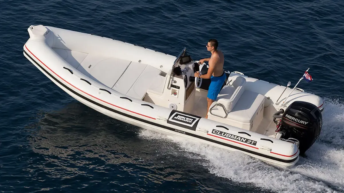 Joker Boat Clubman 21: Rubberboot vaart over zee