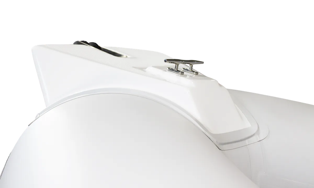 Kolibri W430UT: Boeg met meerpaal detail