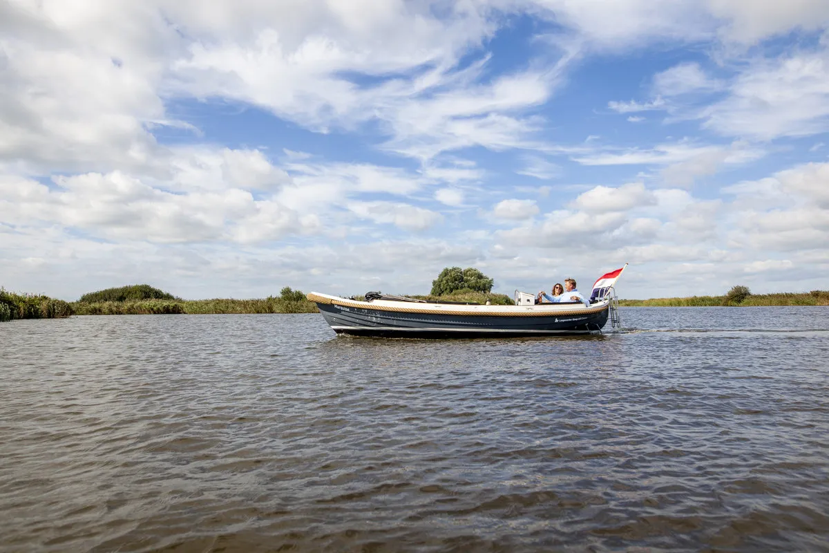 Langweerder Sloep 6.50 Classic: Boot varend op water