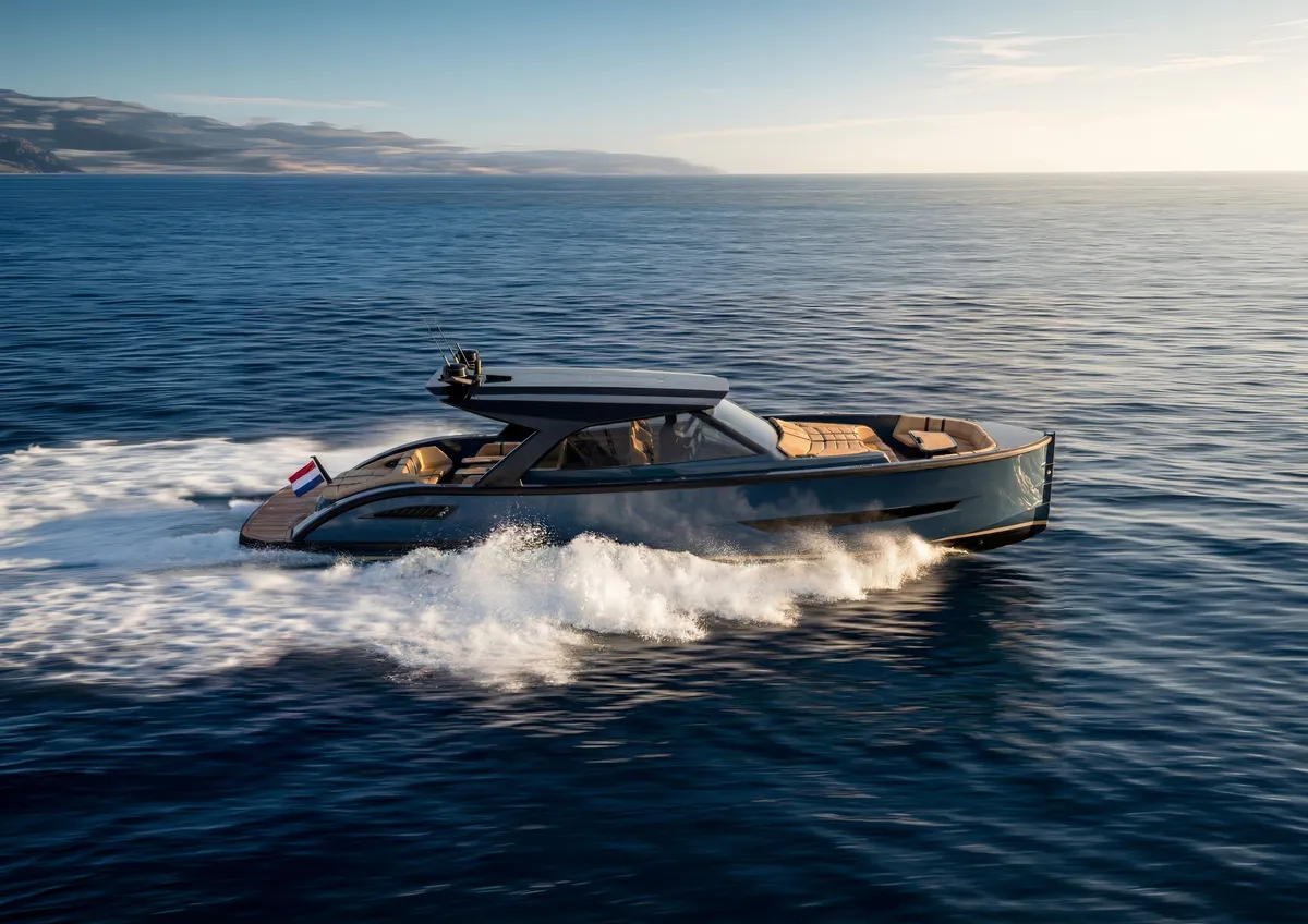 LEKKER Boats LK60: Jacht varend op zee