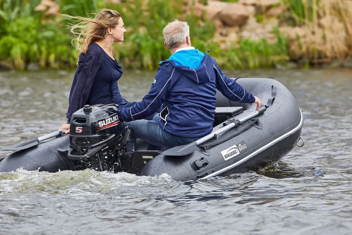 Nimarine MX 390 ALU Black Rhino: Rubberboot met twee personen varend