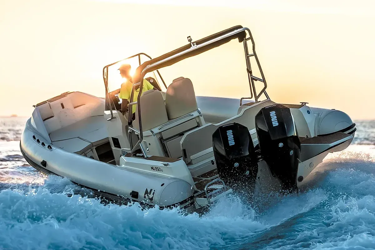 Nuova Jolly Marine NJ 850 XL: Rib boot varend zee