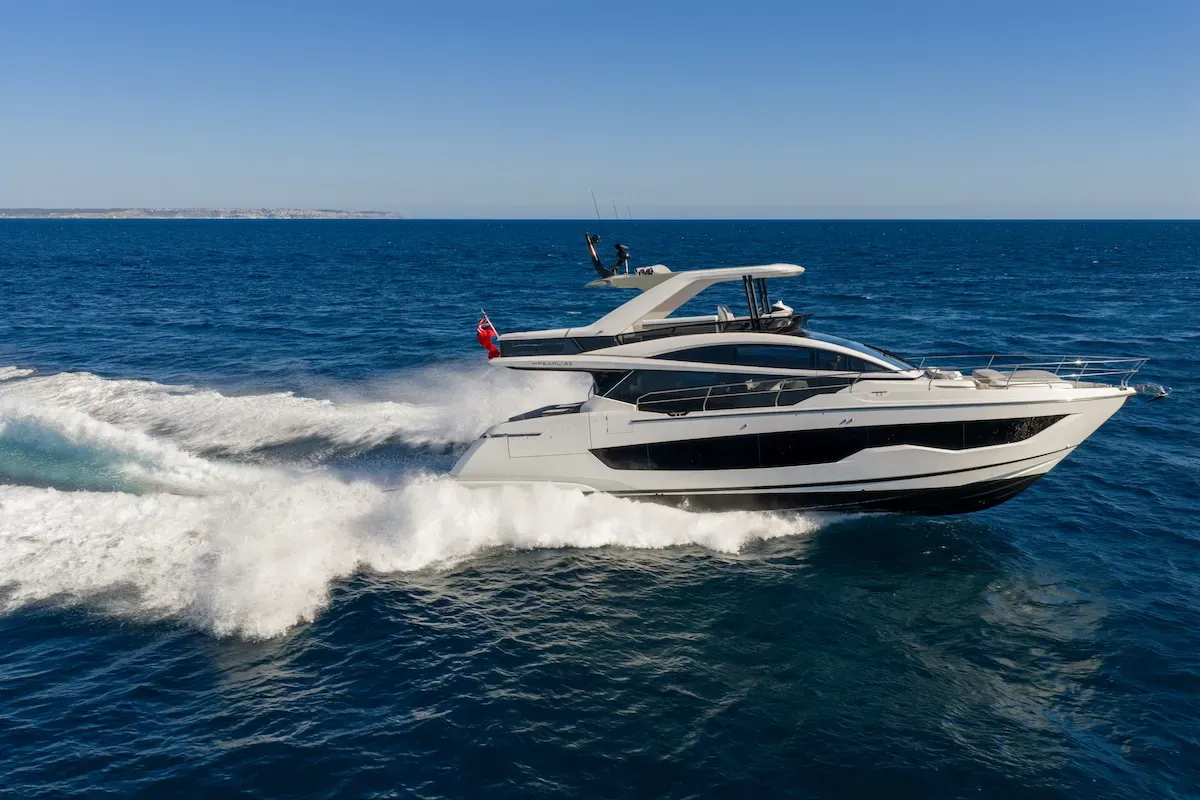 Pearl Yachts Pearl 63: Zijaanzicht varend