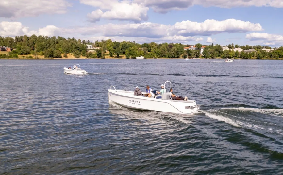 Q Yachts Q24 Club: Boot varend op water