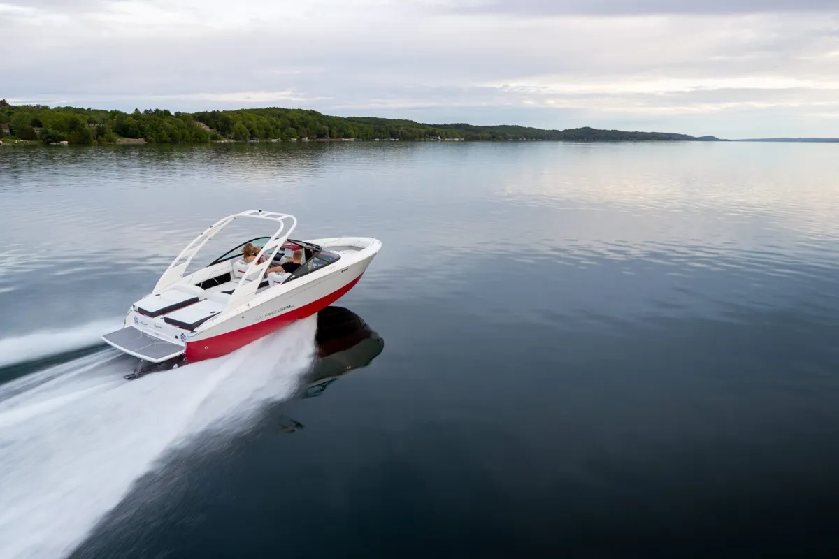 Regal LS2 Surf: Varend op meer