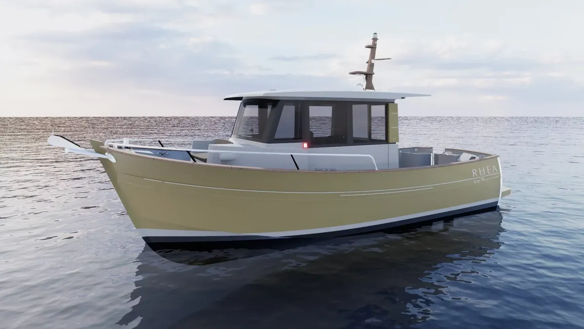 Rhea Marine 730 Timonier V2: Gele boot stilliggend op zee