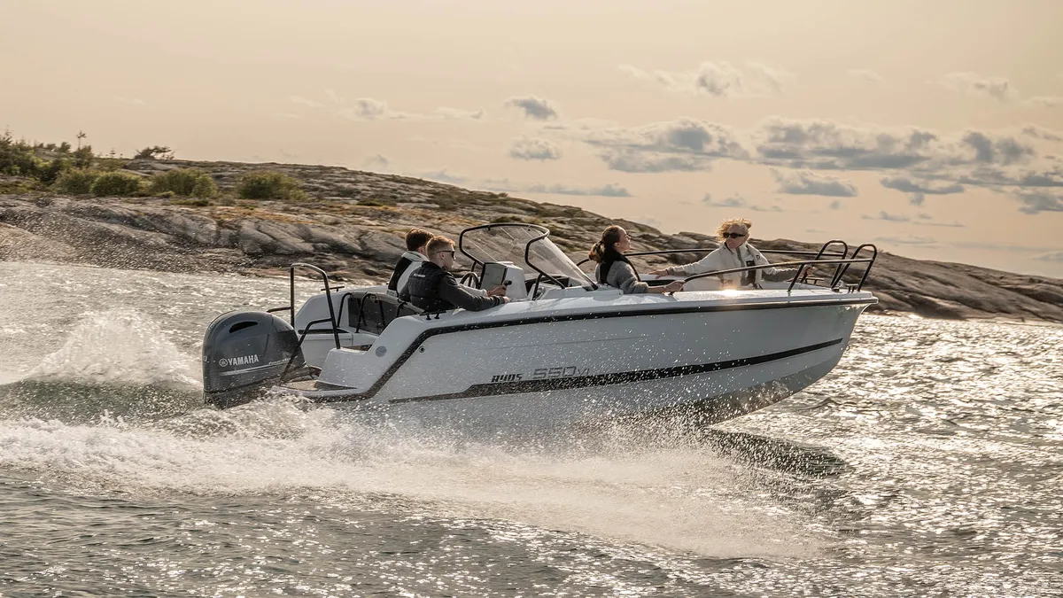 Ryds 550VI Sport: Boot vaart snel over water