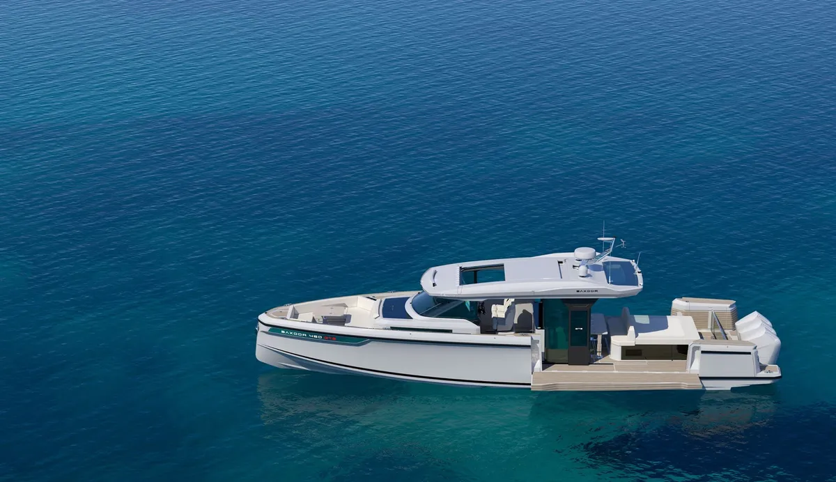 Saxdor Yachts 460 GTS: Boot drijvend op zee