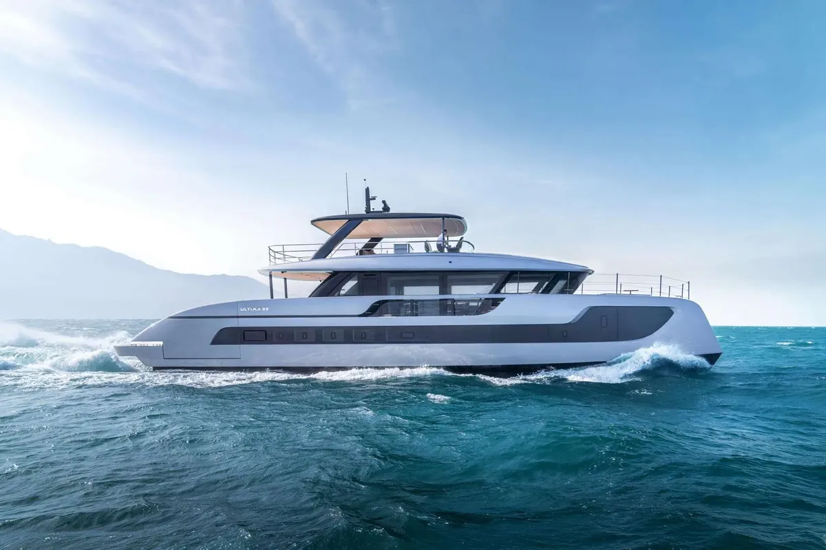 Sunreef Yachts 88 Ultima: Jacht varend op zee