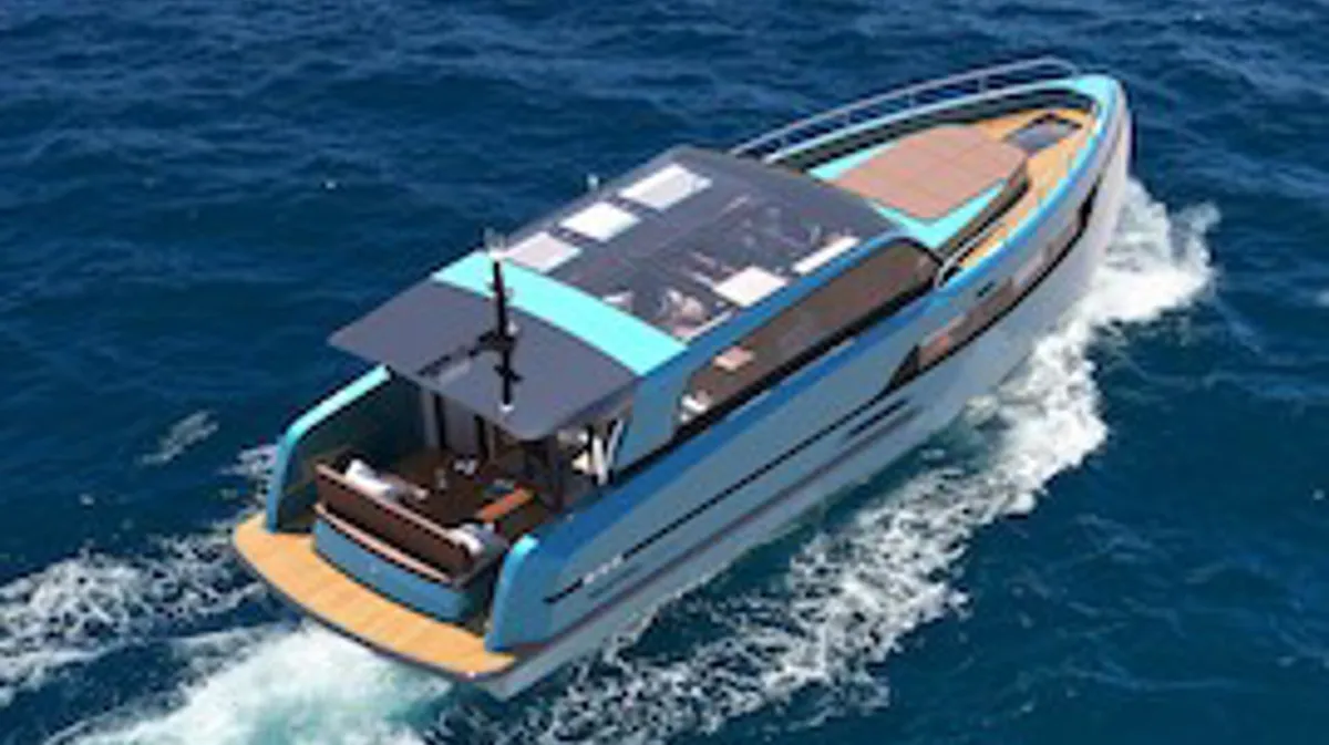 Vanton Yachts 45 Cabin Cruiser: Boot varend op zee